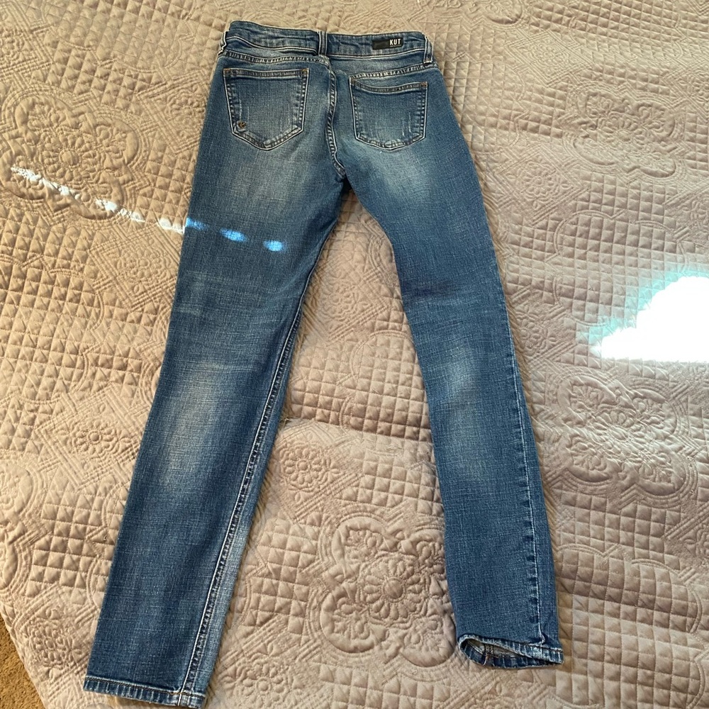Woman size 2 Kut Jeans